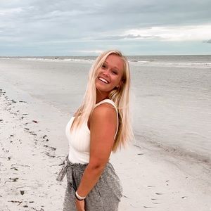 Meet your Posher, Erika